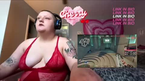 Snapshot of xocherryontopxoxo chatting on April 27, 5:33 pm Cherry on Top online show from April 27, 5:33 pm