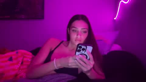 Snapshot of xoharperr chatting on November 27, 1:18 am Harper online show from November 27, 1:18 am