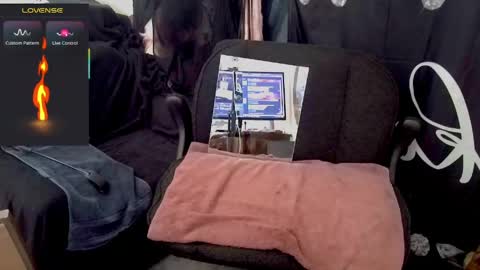 Chloe online show from March 13, 1:23 am