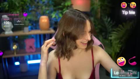 Snapshot of xoxo_molly chatting on November 29, 9:29 pm xoxo_molly online show from November 29, 9:29 pm