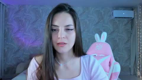 Snapshot of xoxolunaria chatting on June 18, 12:33 am lunaria online show from June 18, 12:33 am
