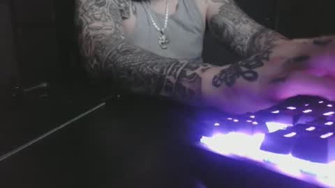 xoxossdfm8894982459 online show from September 9, 12:32 am