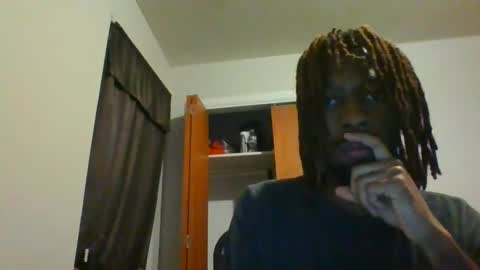Snapshot of xp_tk chatting on February 18, 11:52 pm xp_tk online show from February 18, 11:52 pm