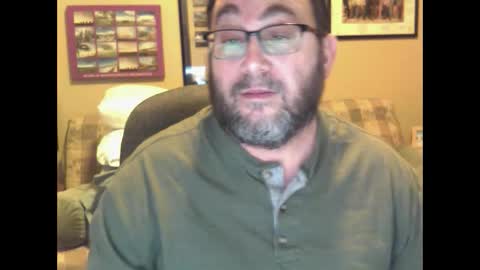 Snapshot of xpalidin chatting on December 12, 12:01 pm xPalidin online show from December 12, 12:01 pm