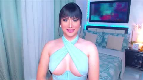 amanda online show from November 10, 4:44 am