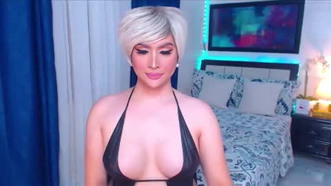 Snapshot of xplaymateamandax chatting on May 14, 3:13 am amanda online show from May 14, 3:13 am