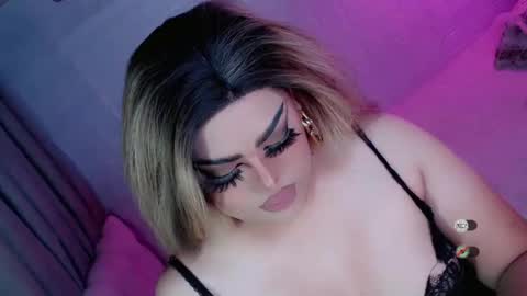 xsabbylicious69 online show from March 23, 3:32 am