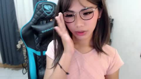 aira online show from December 8, 10:36 pm