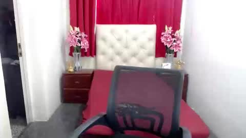 Cleo de nile online show from February 18, 12:04 am