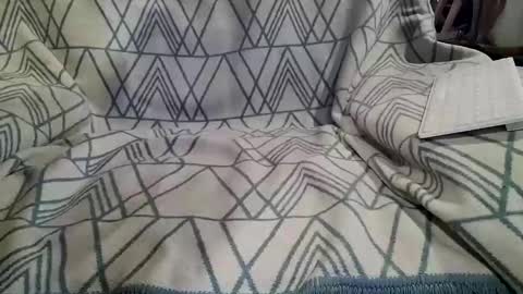 Snapshot of xslashmex chatting on March 6, 10:45 am XslashmeX online show from March 6, 10:45 am