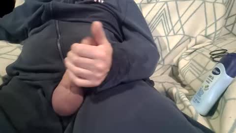 Snapshot of xslashmex chatting on March 13, 8:37 pm XslashmeX online show from March 13, 8:37 pm