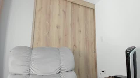 Hellen Sofia instagram hellen5546 online show from May 7, 12:21 pm