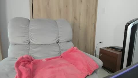Hellen Sofia instagram hellen5546 online show from May 8, 7:52 pm
