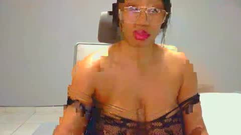 spykeXtee online show from March 20, 4:50 am