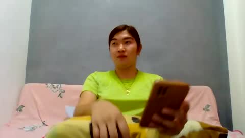 Snapshot of xsweetiemajax chatting on November 29, 12:24 am HI IM PAULINE online show from November 29, 12:24 am