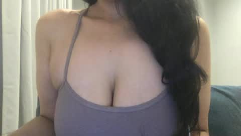 Snapshot of xsweetsaraxx chatting on July 7, 1:59 pm xsweetsaraxx online show from July 7, 1:59 pm