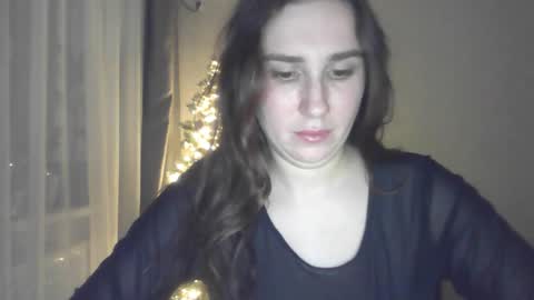 Snapshot of xtraem_crush chatting on January 15, 9:51 pm xtraem_crush online show from January 15, 9:51 pm