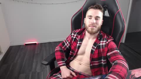 xtrakil online show from December 31, 6:59 am