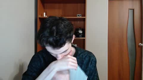 traqqq online show from September 12, 7:36 pm