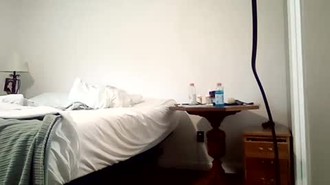 Snapshot of xtreme1970 chatting on December 17, 6:53 pm Xtreme online show from December 17, 6:53 pm