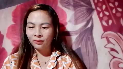 Snapshot of xuxulove00 chatting on September 27, 1:54 am xuxulove00 online show from September 27, 1:54 am