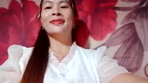 Snapshot of xuxulove00 chatting on October 20, 1:39 am xuxulove00 online show from October 20, 1:39 am