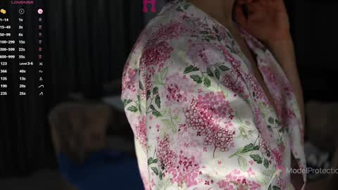 Snapshot of xwithy chatting on March 5, 6:23 pm FrancyStepmom and YStepson INTERESTED IN A GIRL-GIRL COLLABORATION TEXT ME HERE or INSTAGRAM online show from March 5, 6:23 pm