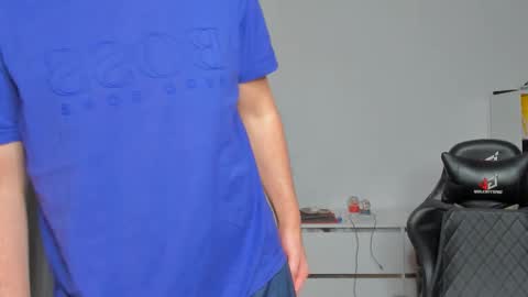 raul online show from December 3, 7:05 am