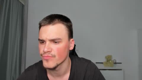 raul online show from December 16, 11:48 am