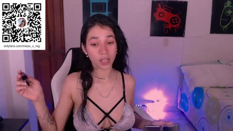 Snapshot of xx_x_mg chatting on February 1, 7:55 pm Jacky online show from February 1, 7:55 pm