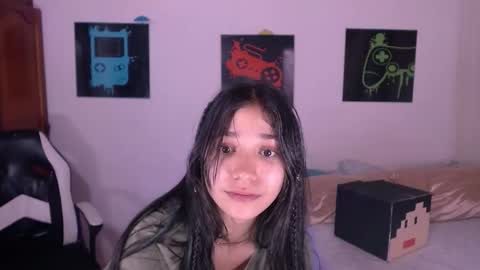 Snapshot of xx_x_mg chatting on October 30, 6:52 pm Jacky online show from October 30, 6:52 pm