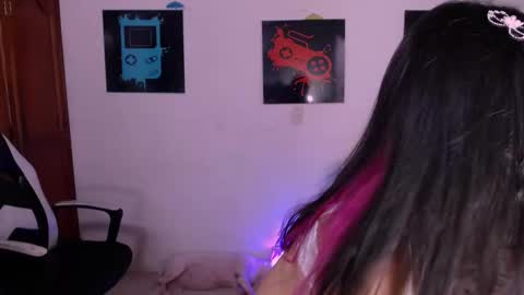 Snapshot of xx_x_mg chatting on November 19, 6:30 pm Jacky online show from November 19, 6:30 pm