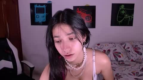 Snapshot of xx_x_mg chatting on December 1, 6:24 pm Jacky online show from December 1, 6:24 pm