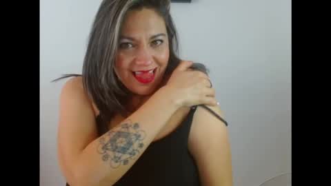 antonella online show from October 9, 4:27 pm