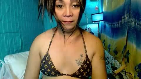 xxaprillovexx online show from March 18, 10:18 am