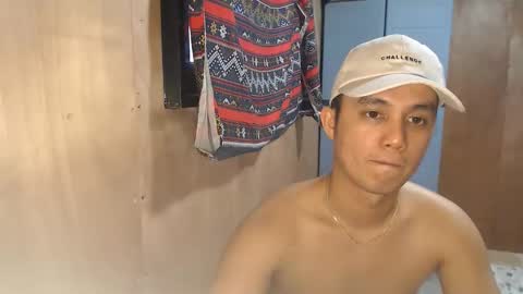 Snapshot of xxclark18xx chatting on June 5, 10:37 pm Clark online show from June 5, 10:37 pm