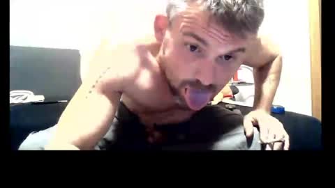 Snapshot of xxdirty_slut_boyxx chatting on June 14, 10:45 pm xxdirty_slut_boyxx online show from June 14, 10:45 pm