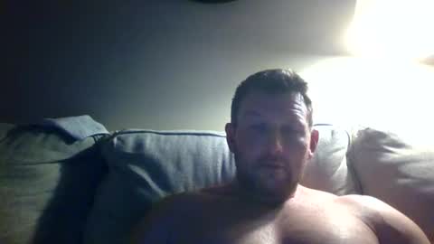 Snapshot of xxedgemaster101 chatting on February 9, 7:27 am xxedgemaster101 online show from February 9, 7:27 am