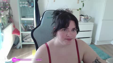 Snapshot of xxgamerbabe chatting on March 20, 10:42 am Hazel online show from March 20, 10:42 am