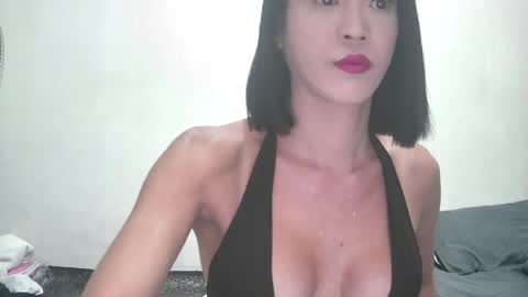Raine online show from June 17, 4:37 am