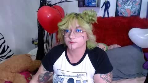 xxgreengoodxx online show from February 15, 8:38 pm