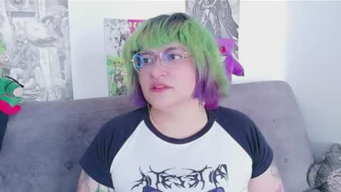 Snapshot of xxgreengoodxx chatting on June 9, 5:35 pm xxgreengoodxx online show from June 9, 5:35 pm