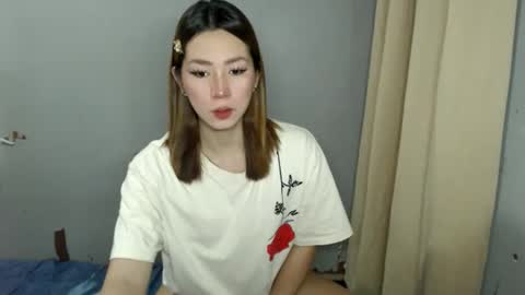 Snapshot of xxinnocentbellaxx chatting on February 12, 2:28 am Dyanna Zulla online show from February 12, 2:28 am