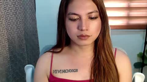 Snapshot of xxjulielovesyouxx chatting on December 30, 5:48 am July online show from December 30, 5:48 am