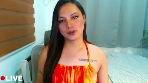 Snapshot of xxjulielovesyouxx chatting on May 4, 11:06 am July online show from May 4, 11:06 am