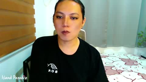Snapshot of xxjulielovesyouxx chatting on July 4, 9:59 am July online show from July 4, 9:59 am