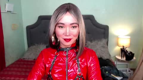 Snapshot of xxkagura_hugecock_69xx chatting on December 1, 10:53 pm Kagura online show from December 1, 10:53 pm