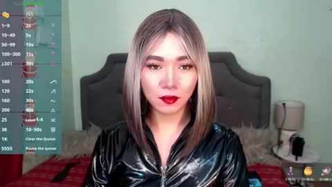 Snapshot of xxkagura_hugecock_69xx chatting on December 30, 12:00 am Kagura online show from December 30, 12:00 am