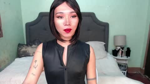 Snapshot of xxkagura_hugecock_69xx chatting on February 27, 12:21 am Kagura online show from February 27, 12:21 am