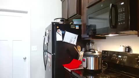 Snapshot of xxlittlemiss95xx chatting on December 10, 2:50 pm Natalie Jade online show from December 10, 2:50 pm